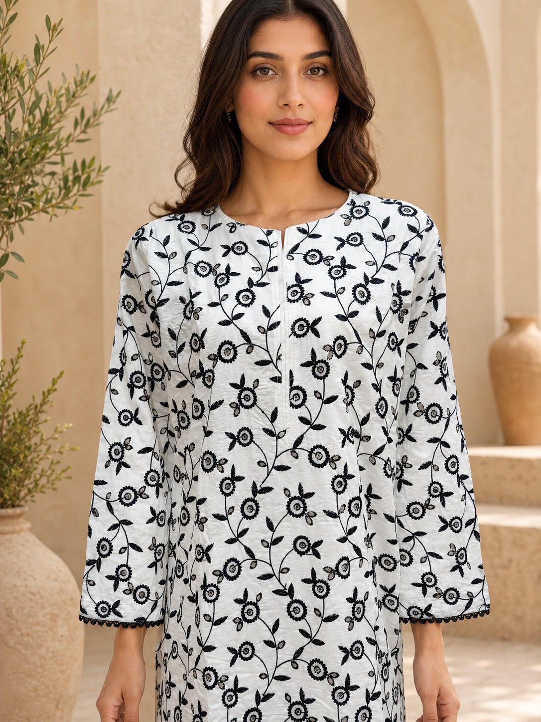 Black Floral Embroidered Lawn 2-Piece Set